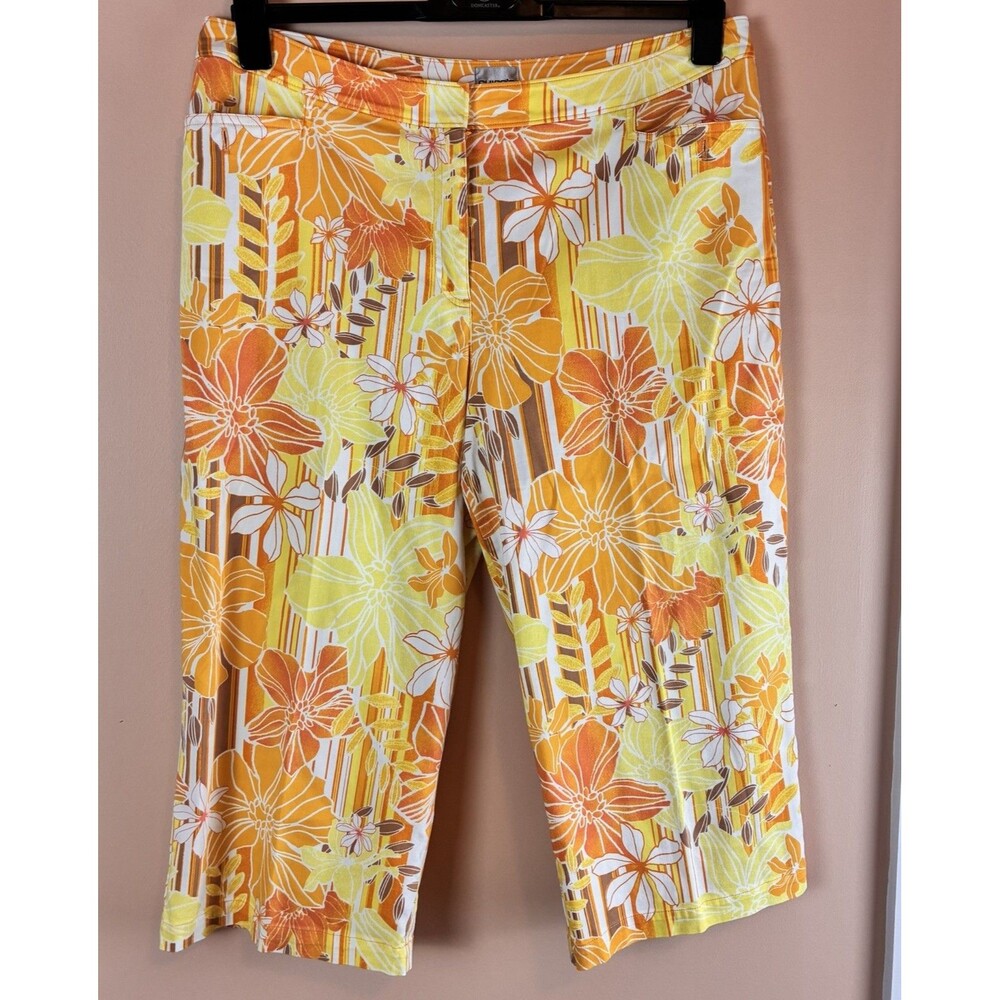 Chicos Women’s Tropical Orange Yellow Floral Capri Pants Size 3 US XL